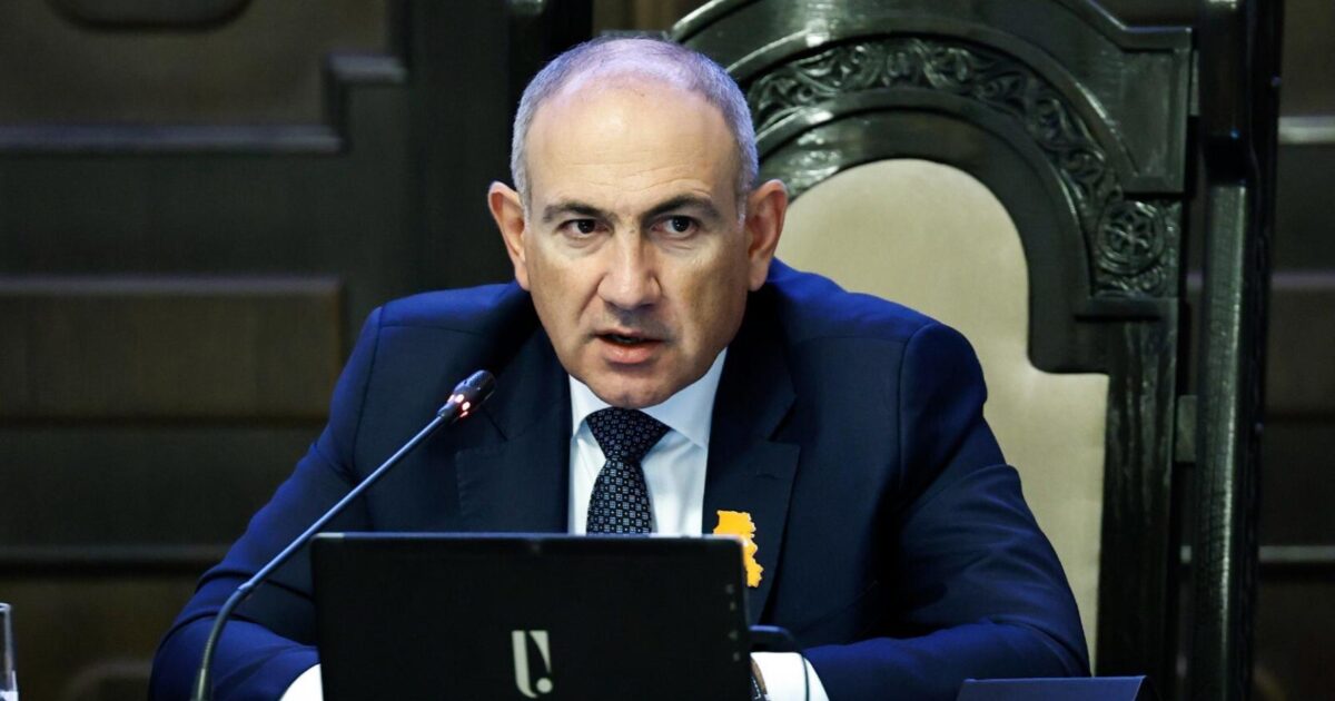 Վարչապետը խոսել է միջպետական ճանապարհներին խցանումների հնարավոր աճի մասին | armenpress.am