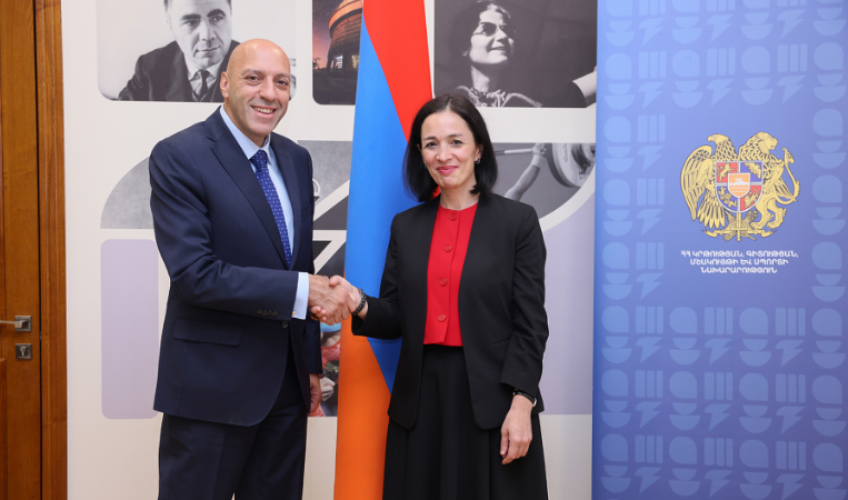 Ժաննա Անդրեասյանն ընդունել է Հայաստանում ՅՈՒՆԻՍԵՖ-ի նորանշանակ ներկայացուցիչ Ղասսան Խալիլին