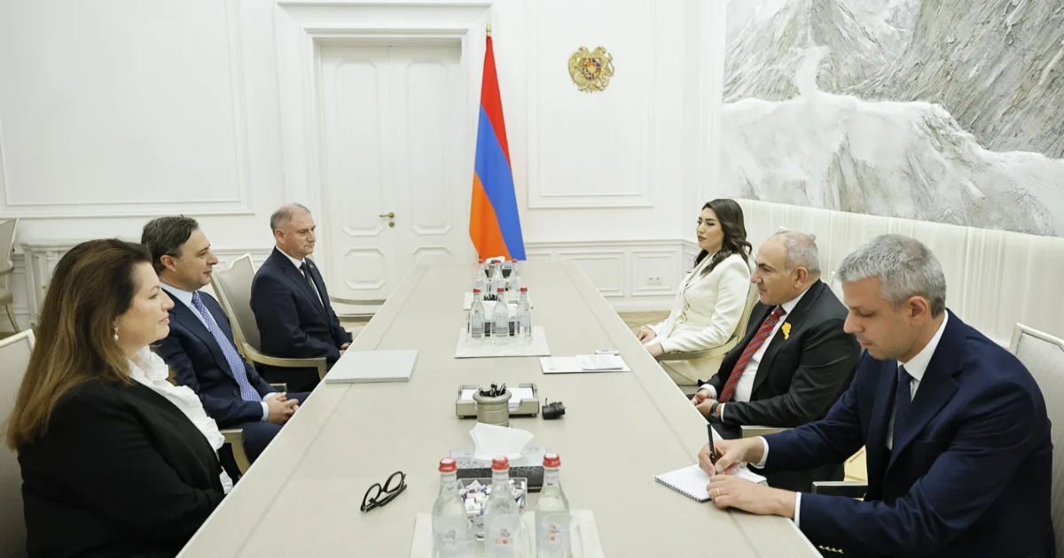 Փաշինյանն ընդունել է IN Groupe և «Կորպորասիոն Ամերիկա օդանավակայաններ» ընկերությունների ղեկավարներին