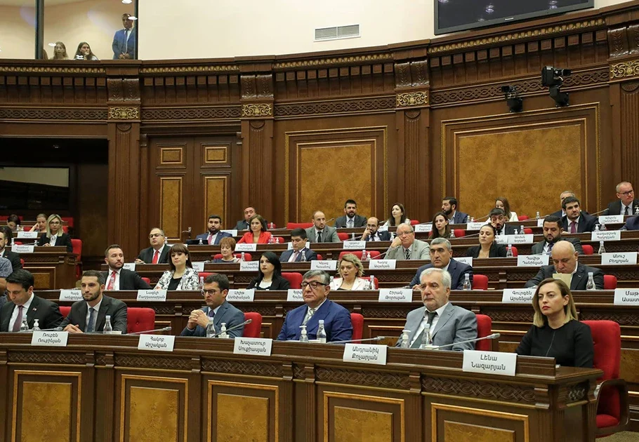 ԱԺ-ն վավերացրել է ԱՄԷ-ի հետ ծառայությունների առևտրի և ներդրումների մասին համաձայնագիրը