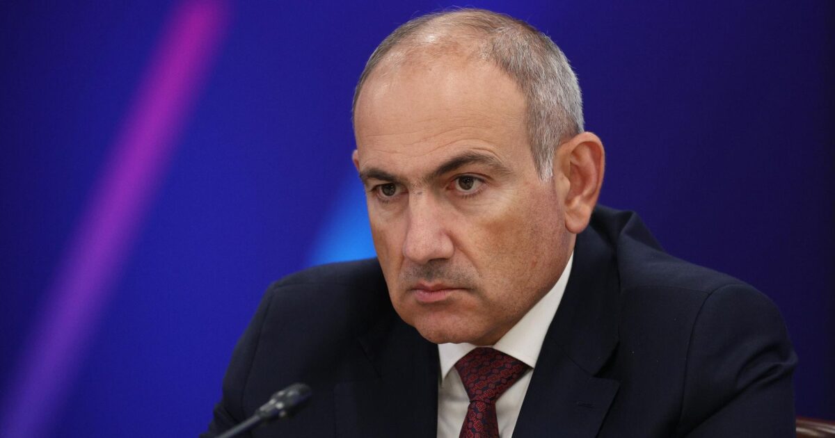 Pashinyan sues Edgar Ghazaryan: demands denial and 6 million drams compensation | hetq.am