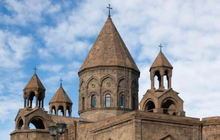 Գարեգին Բ-ի տնօրինությամբ կատարվել են եկեղեցականների նոր նշանակումներ | news.am
