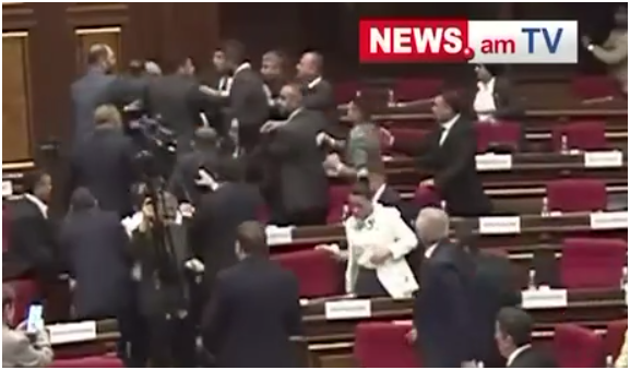 Edgar Ghazaryan's speech was interrupted. A scuffle broke out in the National Assembly | news.am