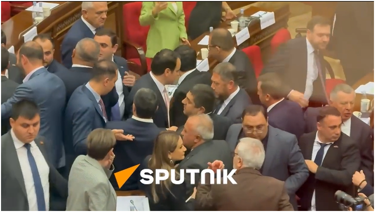 Tensions flared again in the National Assembly: 2nd break announced | arm.sputniknews.ru