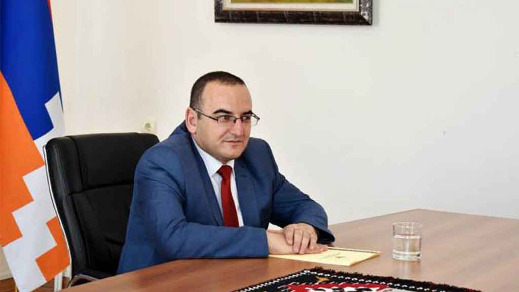 ԼԵՌՆԻԿ ՅՈՎՀԱՆՆԻՍԵԱՆ. «ԳԱՆՁԱՍԱՐԻ ԱՐԺԷՔԱՒՈՐ ԳԻՐՔԵՐԸ 44-ՕՐԵԱՅ ՊԱՏԵՐԱԶՄԻ ԺԱՄԱՆԱԿ ՏԵՂԱՓՈԽՈՒԱԾ ԷԻՆ ԵՐԵՒԱՆԻ ՄԱՏԵՆԱԴԱՐԱՆ»