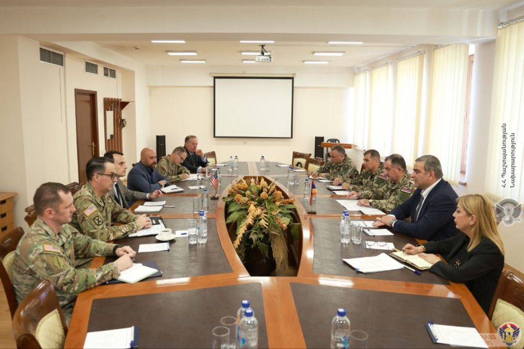Armenia and United States Discuss Expanding Defense Cooperation