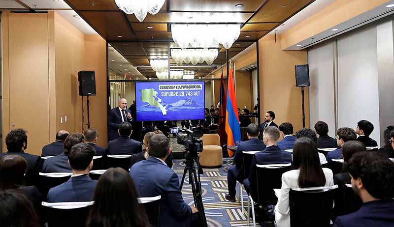 Pashinyan Presents “Real Armenia” Ideology to Armenian Students in New York