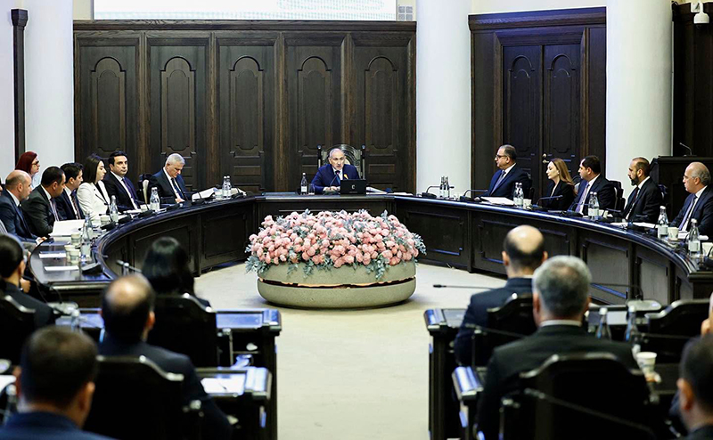 Signing and Ratifying Peace Agreement Should Be Among Government’s Priorities, Pashinyan Says