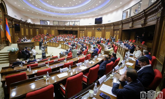 Armenian Parliament Ratifies Housing Assistance Financing Agreement for Displaced Karabakh Families