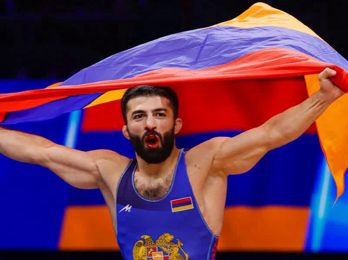 Armenian Wrestler Karen Aslanyan Wins World Championship Gold; Gevorg Tadevosyan Claims Bronze