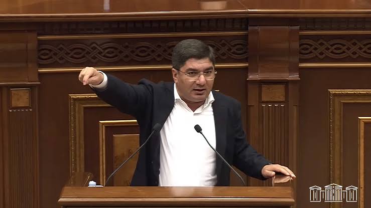 Մեսրոպ Մանուկյանն ու Հարություն Հարությունյանը հանցագործության մասին հաղորդում են ներկայացրել