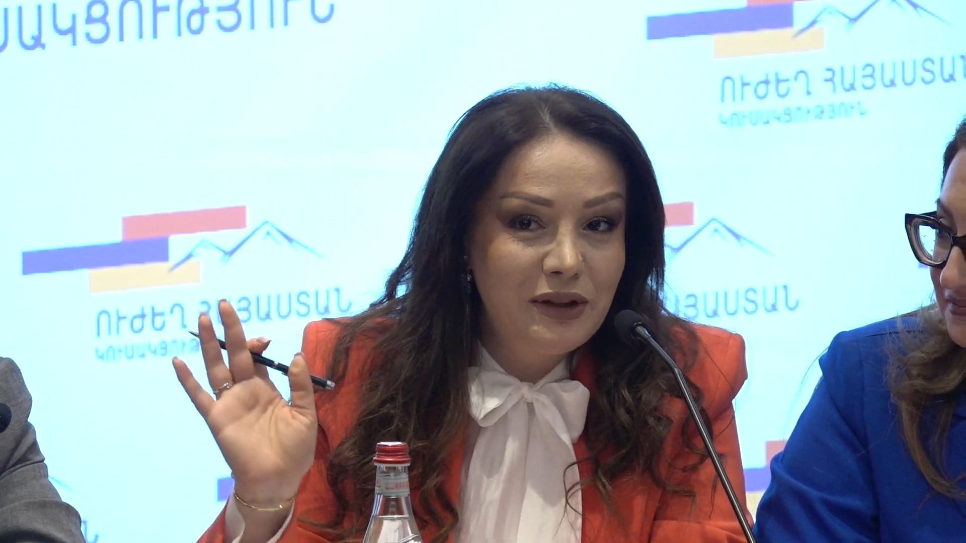 One COP17 contract included 19 million drams for unforeseen expenses. Manukyan