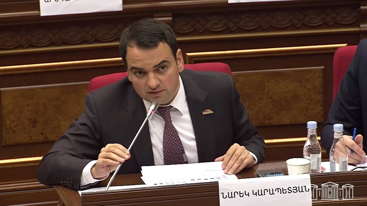 Արտահանումը նվազել է 8%-ով, ներմուծումն աճել՝ 9,5%-ով․ Կարապետյանը՝ Պապոյանին