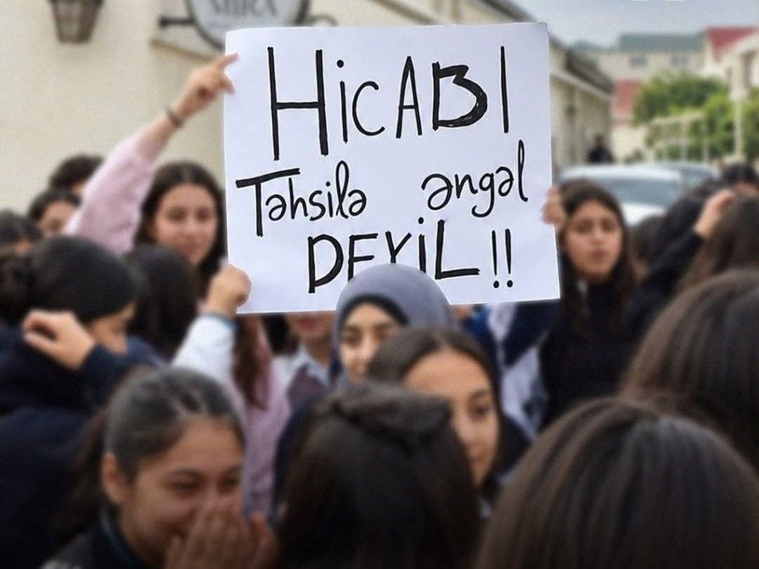 Les manifestations contre l’interdiction du voile se poursuivent en Azerbaïdjan