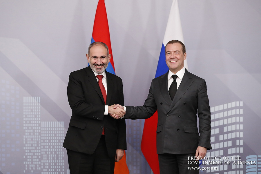 Pashinyan responds to Medvedev: "Armenia must not become another Russia either."