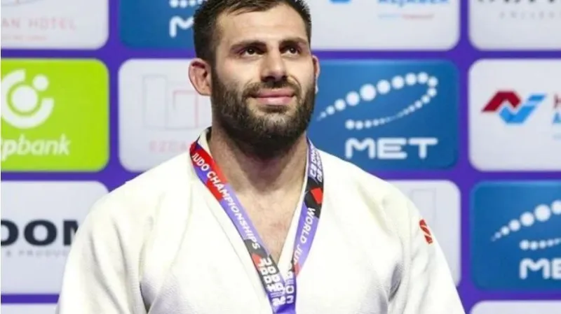 Arman Adamyan has once again defeated an Azerbaijani judoka in Baku: World Championship