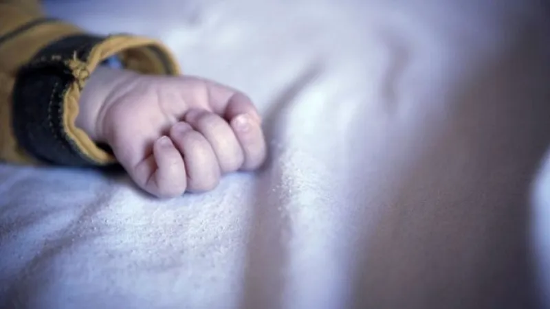 In the Gegharkunik region, a 2-year-old boy accidentally drank acetic acid and died on the way to the hospital.