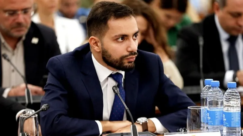 Today, there will be no salary increase at the city hall by any percentage. Galjyan