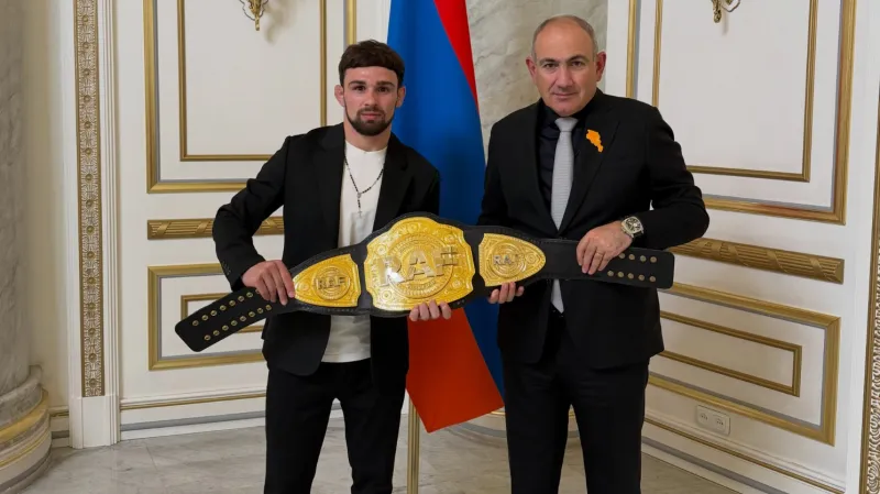 It was a great honor for me to meet the Prime Minister of Armenia and personally present my won RAF championship belt. Arsen Harutyunyan