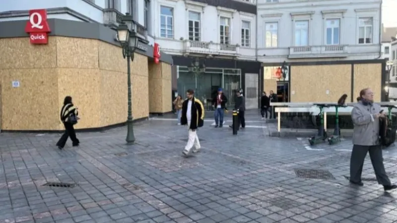 Shops in Brussels have closed, awaiting a new wave of unrest.