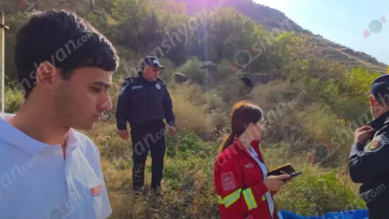 The body of a man aged approximately 35-40 has been discovered under the Davtashen bridge.
