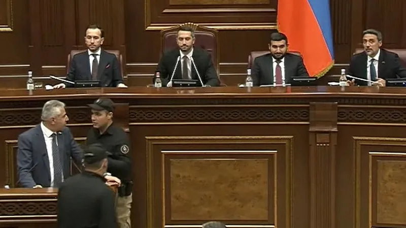 I will expel the deputies, and I will throw Edgar Ghazaryan out in accordance with the Rules of Procedure of the National Assembly. - Rubinyan