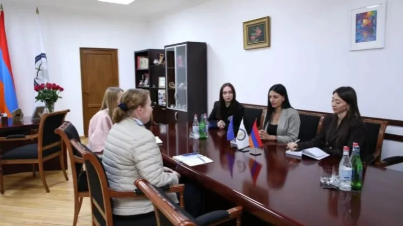 The Ombudsman and the head of the EU mission have discussed issues related to the protection of human rights.