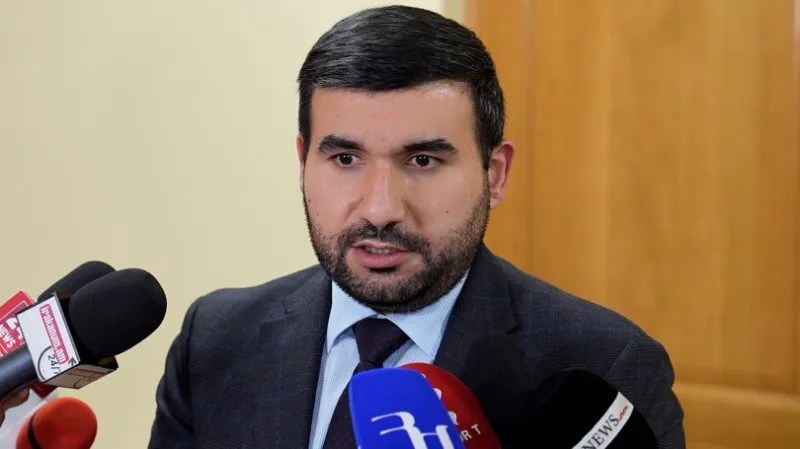 We still do not know whether we will go to early elections or not; this is one of the possible scenarios, said Aleksanyan.