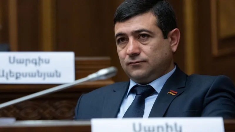 If there is a war situation with Turkey, the Russian 102nd military base can withstand only 20 minutes.