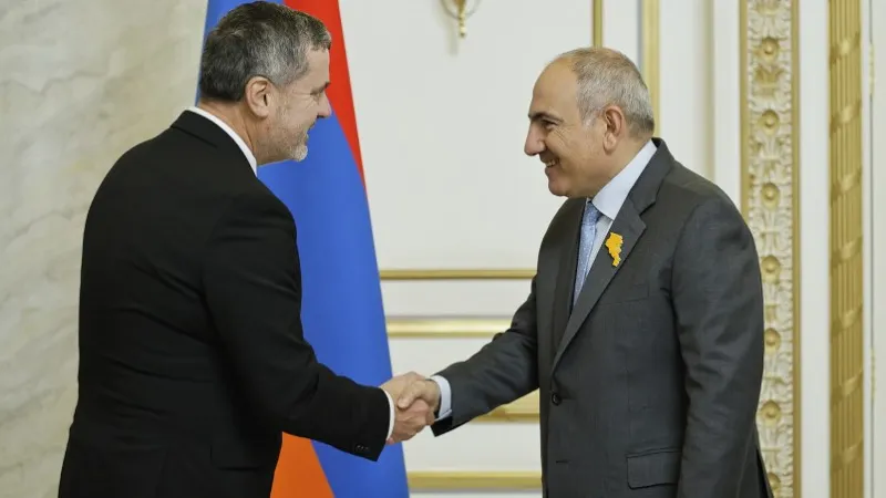 The implementation of projects aimed at unblocking regional communications has been emphasized.