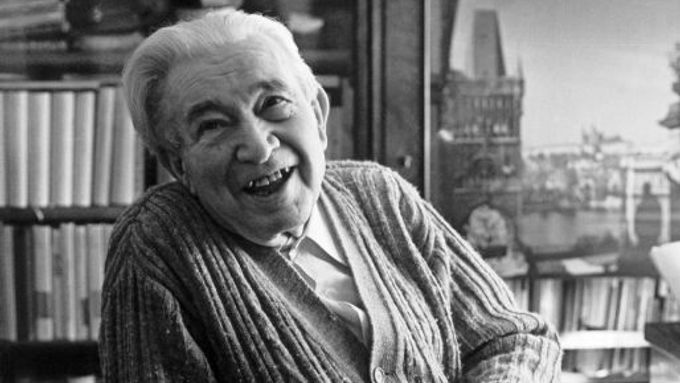 Filmmakers complete the first feature-length film about Jaroslav Seifert,the only Czech laureate of the Nobel Prize in Literature. 125th anniversary of his birth