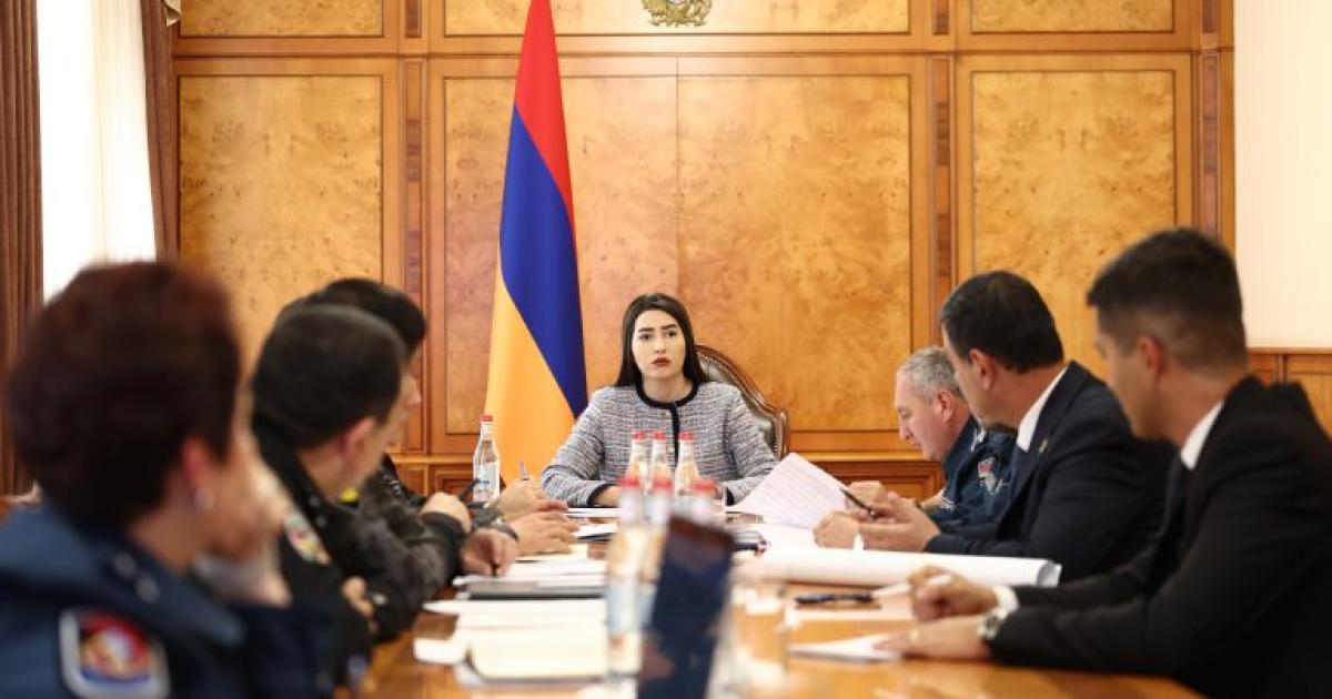 ՆԳ նախարարը COP17-ի շրջանակում հանրային անվտանգության ապահովման ուղղությամբ հանձնարարականներ է տվել․ անցկացվել է աշխատանքային խորհրդակցություն