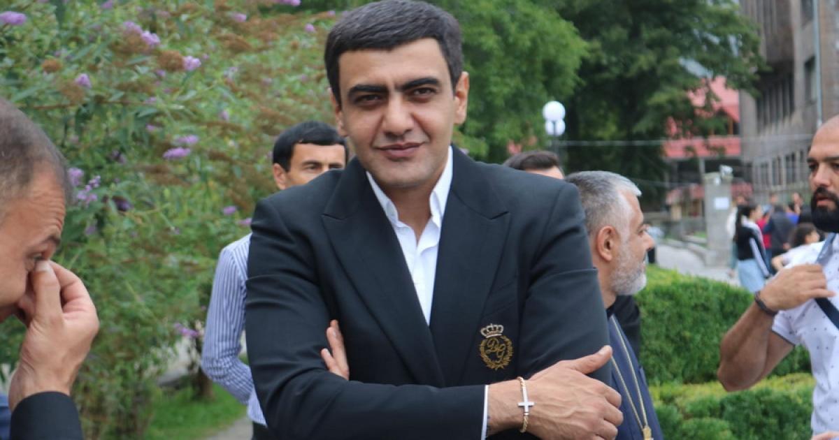 Առուշ Առուշանյանը ՔՊ-ականների կարիքը չունի․ «Հրապարակ»