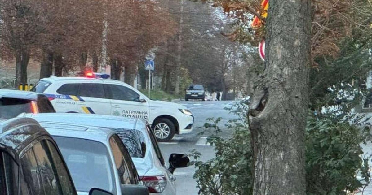 Զինված տղամարդը կրակոցներ է արձակել Ուկրաինայի Կրոպիվնիցկի քաղաքի կենտրոնում. լսվել է առնվազն վեց պայթյուն