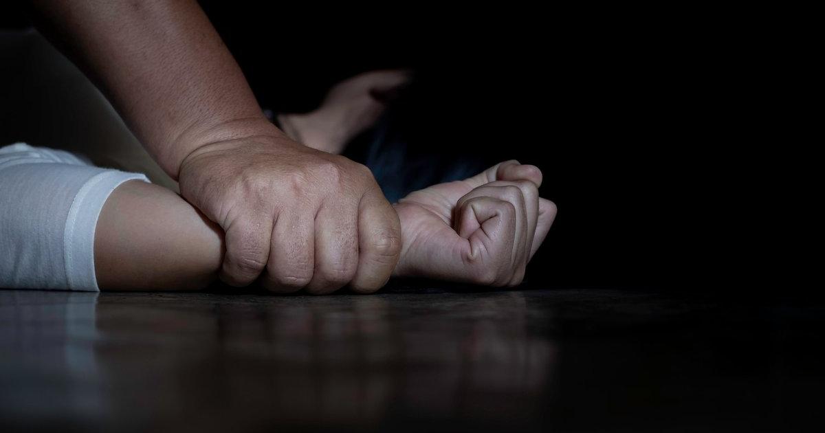 According to the 30-year-old woman, a certain Vrezh took her to the "Sasun" hotel, where he committed a violent sexual act against her. The situation was repeated in the car and in the grass. shamshyan.com
