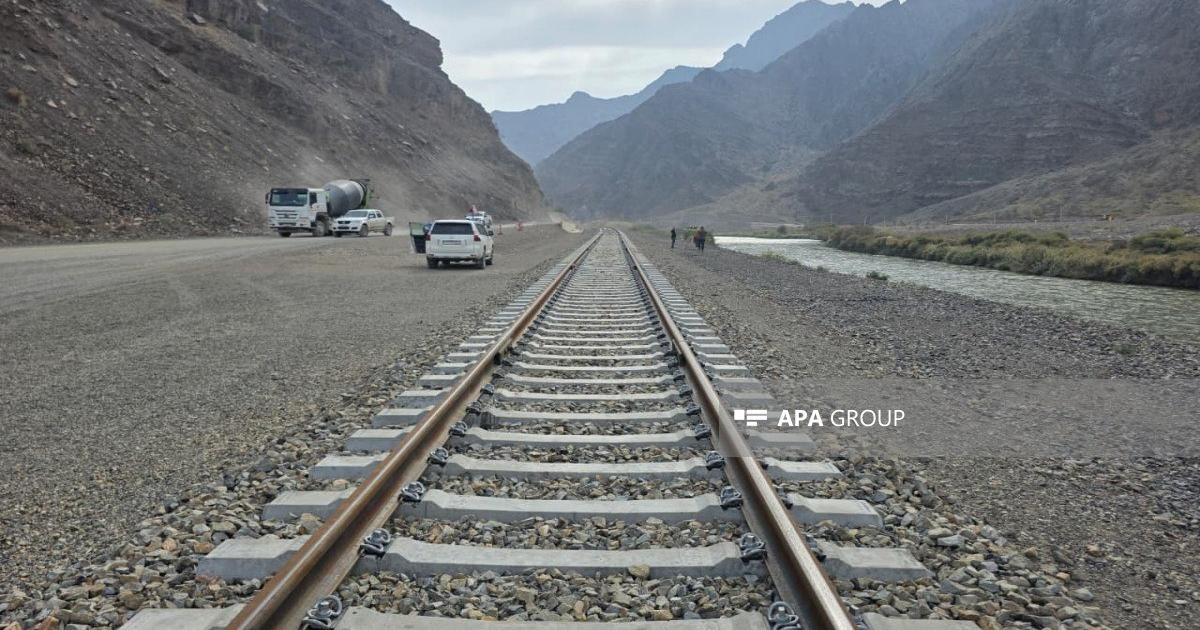 Նախիջևանում, Հայաստանի սահմանից դեպի Օրդուբադ, արագացված տեմպերով ընթանում է երկաթուղային գծի կառուցումը