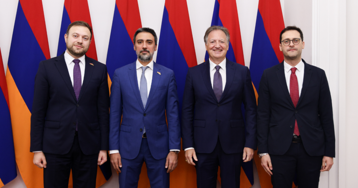 ԱԺ փոխխոսնակ Արամ Վարդևանյանը հանդիպել է ՀՀ-ում Իտալիայի դեսպան Ալեսսանդրո Ֆերրանտիի հետ