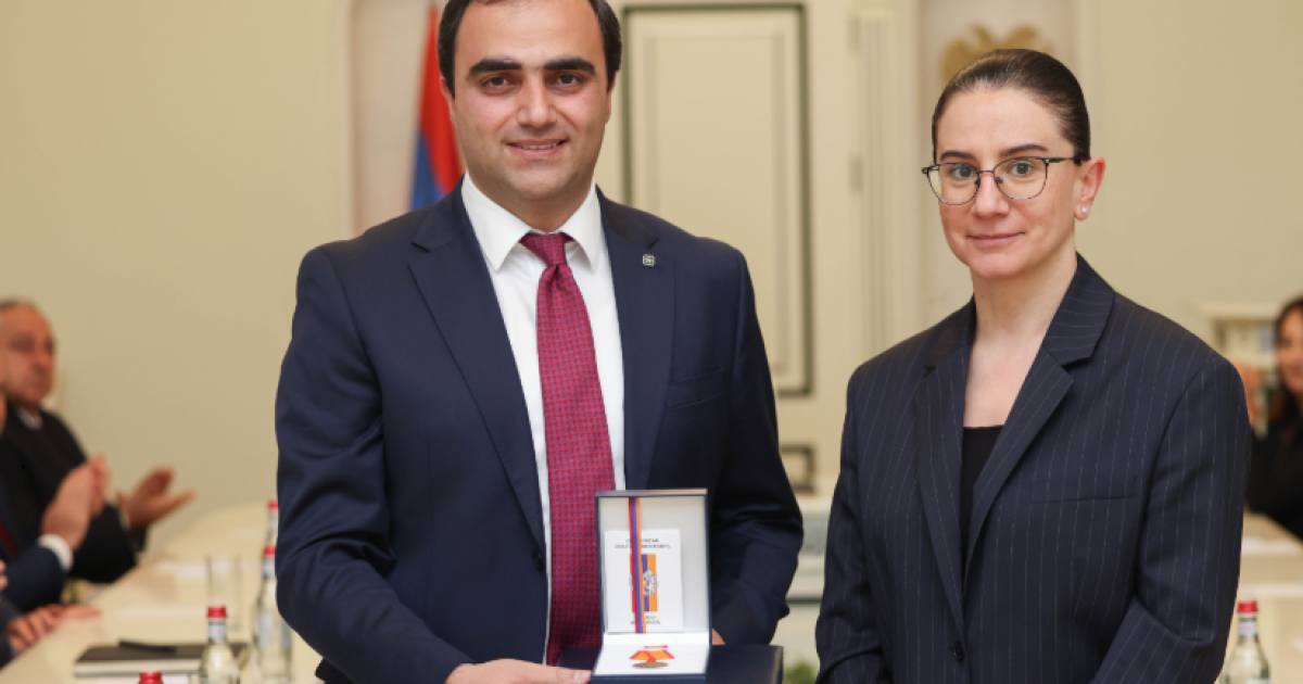 Գնահատվել են Գլխավոր դատախազության ներկայացուցիչների մասնագիտական ծառայությունն ու նվիրումը. պետական պարգևներ՝ դատախազներին