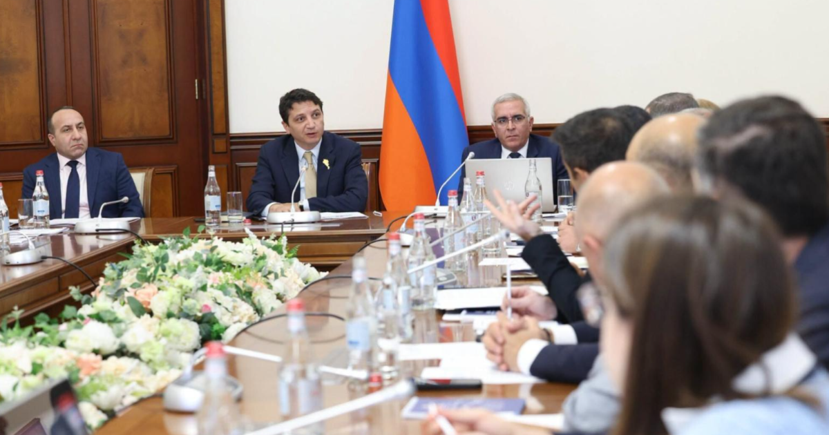 Ֆինանսների նախարարությունում քննարկվել են 2027-ի պետական բյուջեի նախագծի վերաբերյալ առաջարկությունները