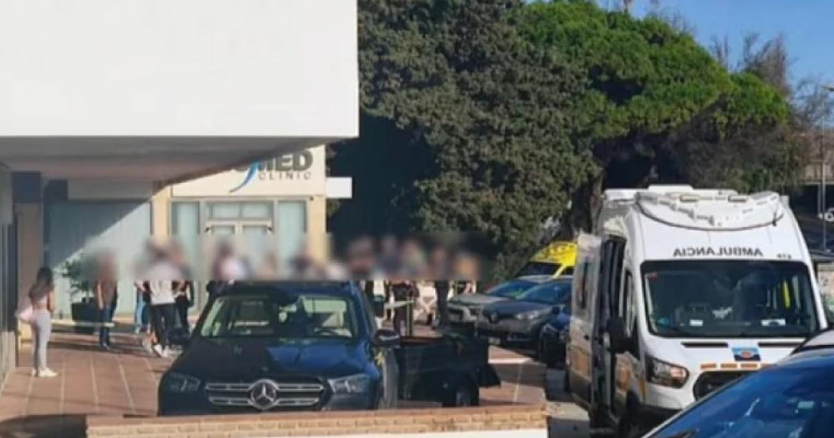 Teenager in Spain kills famous plastic surgeon in front of patients