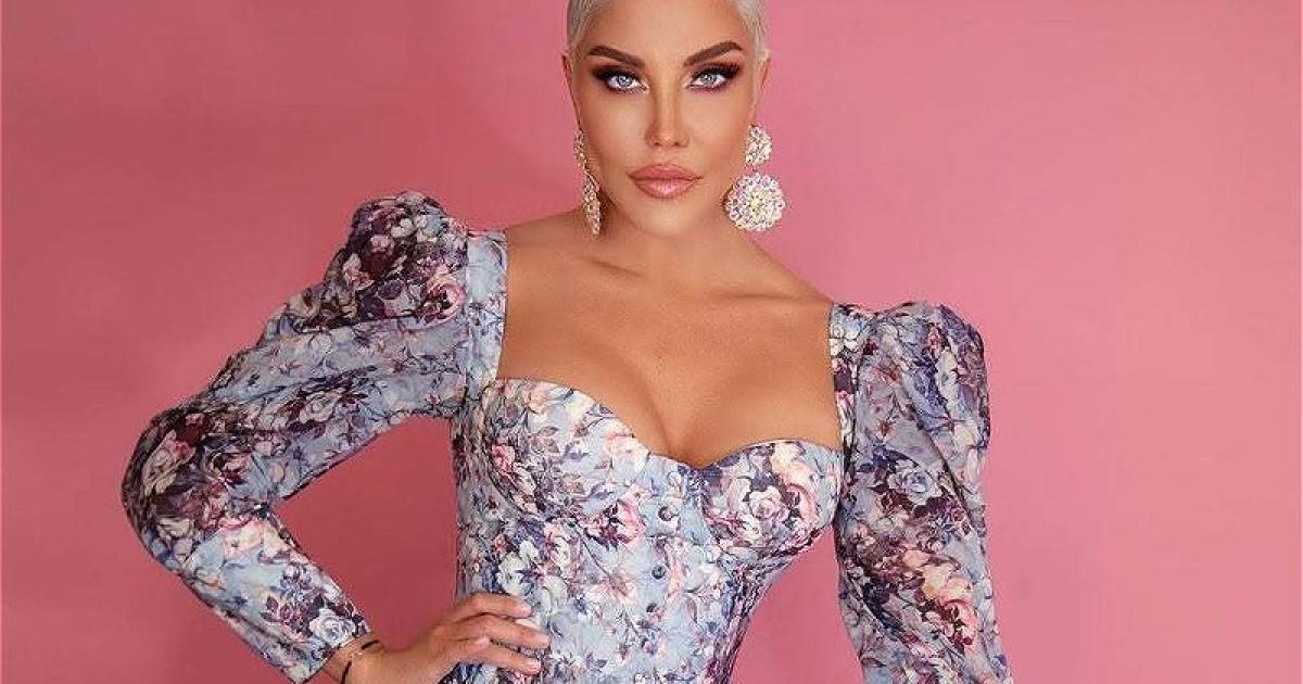 Turkish singer convicted of abusing her daughter