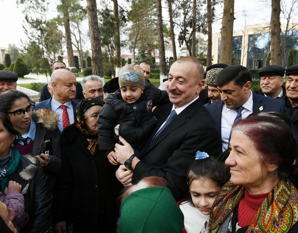 Azerbaiyán crea un grupo de trabajo para reclamos sobre el patrimonio cultural en Armenia