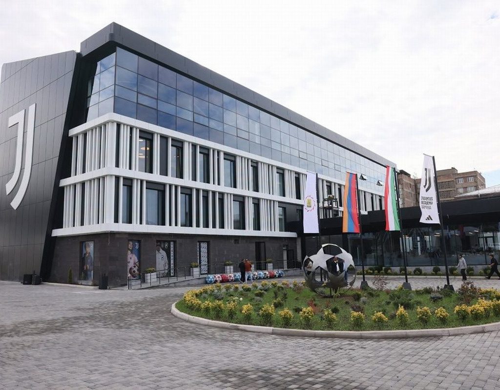 La Juventus inaugura su nueva academia de fútbol en el distrito de Avan con una inversión de US$20 millones