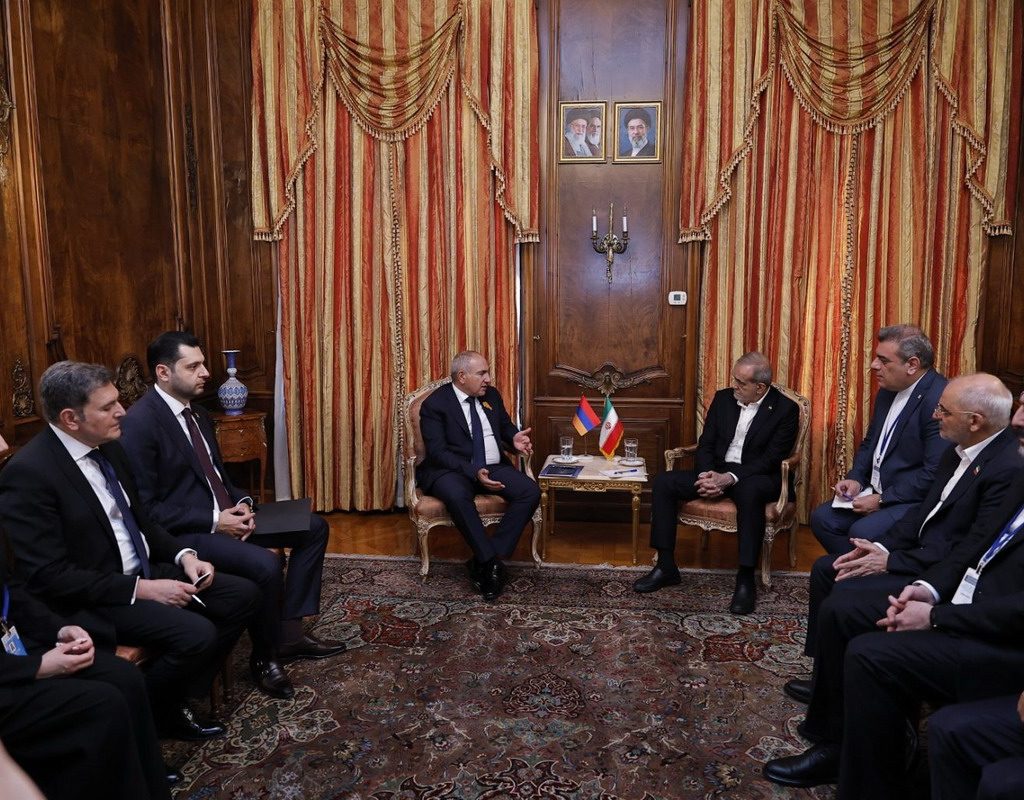 Pashinyan y Pezeshkian impulsan la paz regional y los acuerdos de tránsito en Nueva York