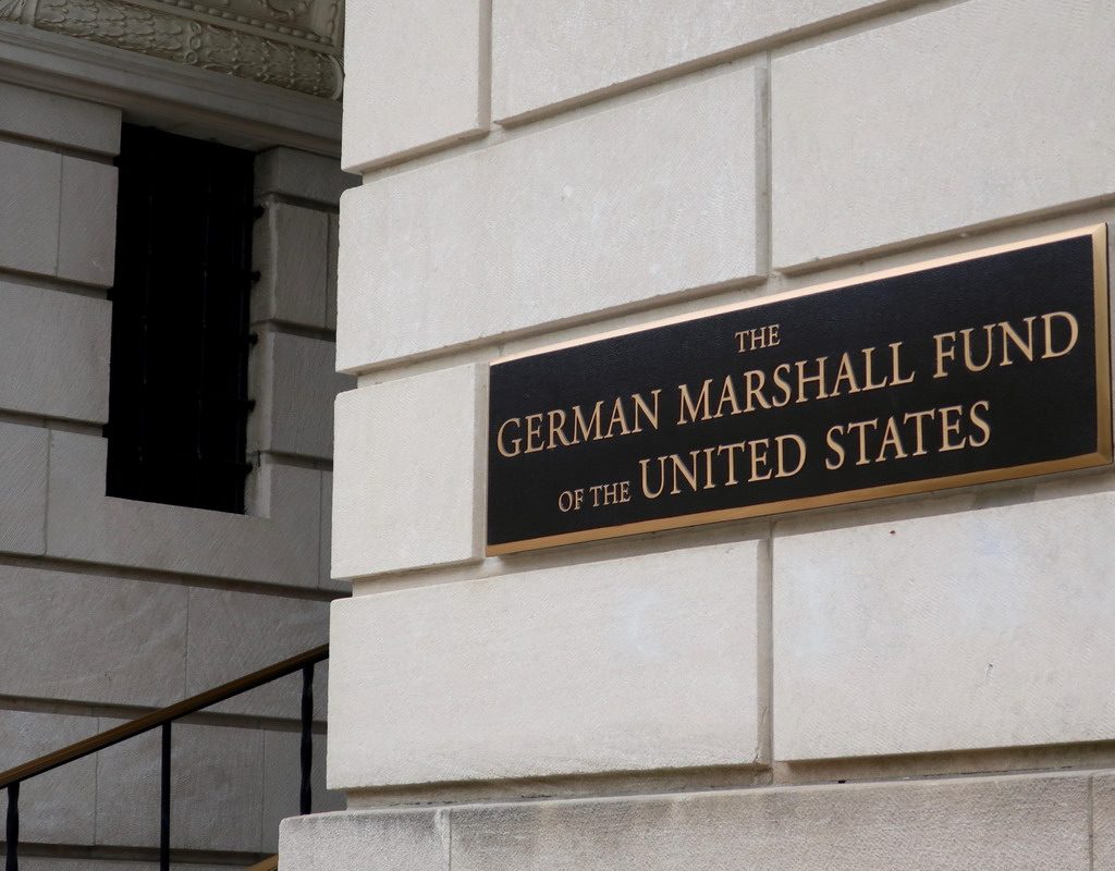 Bakú persigue a las ONG extranjeras: Una consultora del German Marshall Fund recibe una sentencia por recibir un sueldo
