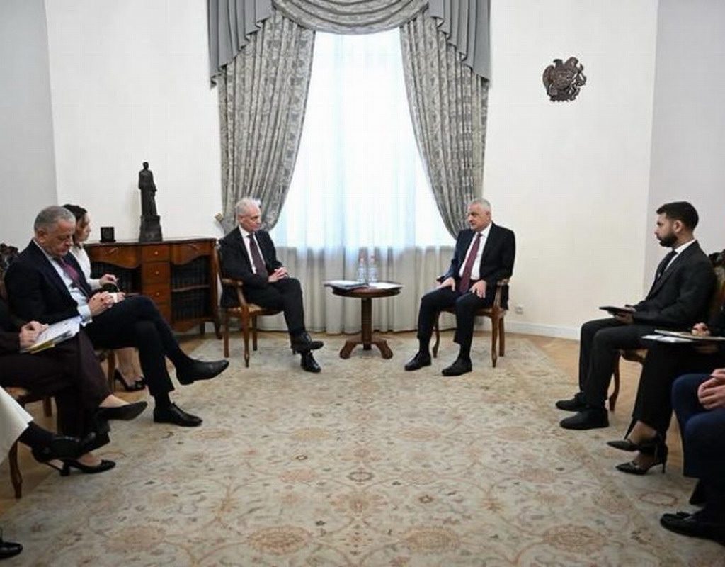 Mher Grigoryan y Geert Jan Koepmann presiden la quinta reunión del Grupo de Trabajo Conjunto Armenia-UE en Ereván