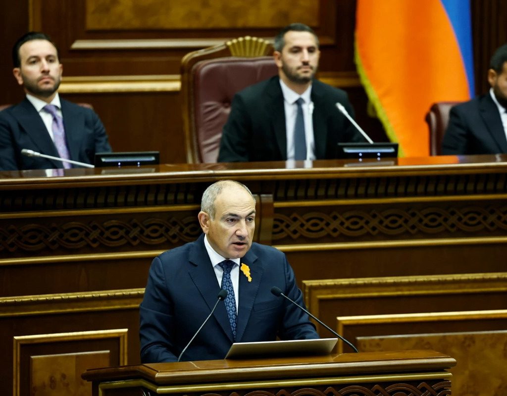 Nikol Pashinyan confirma conversaciones trilaterales con Turquía y Azerbaiyán para destrabar la apertura de la frontera entre Armenia y Turquía