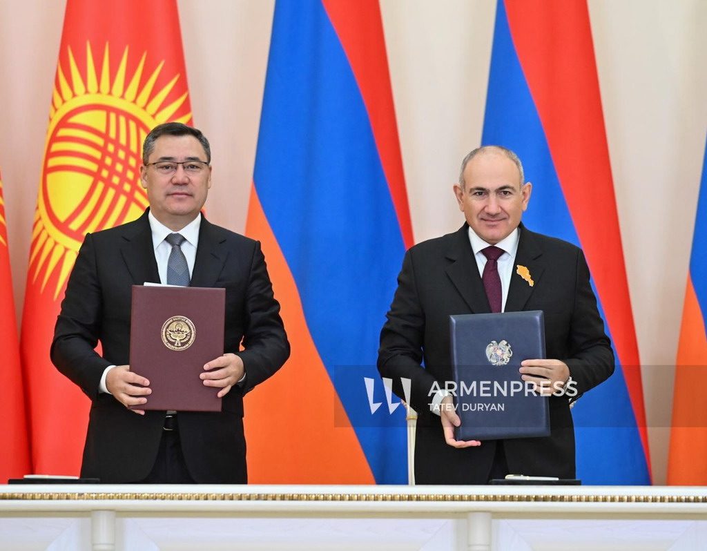 Pashinyan y Zhaparov inician histórica relación bilateral entre Armenia y Kirguistán tras Cumbre