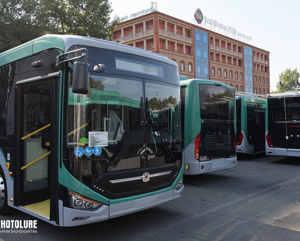 Ereván anuncia la compra de autobuses eléctricos y la ampliación de los trolebuses hasta medianoche