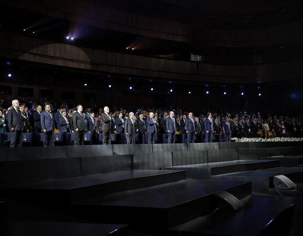 Ereván inaugura la Cumbre de Líderes de la COP17 con la recepción de jefes de Estado y diplomáticos globales